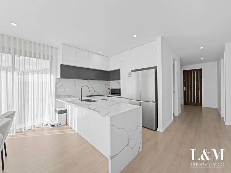 Photo - 3/7 Tyrell Court, Meadow Heights VIC 3048 - Image 9