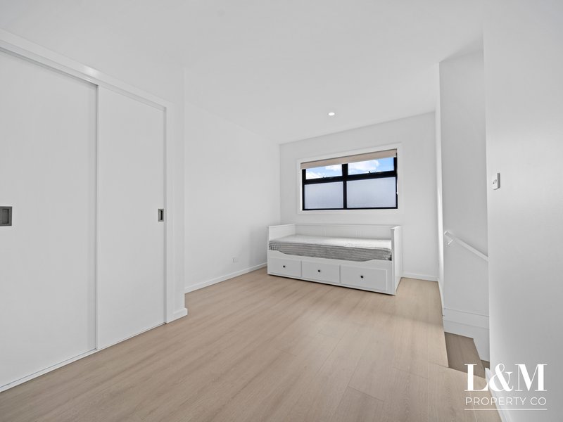 Photo - 3/7 Tyrell Court, Meadow Heights VIC 3048 - Image 10