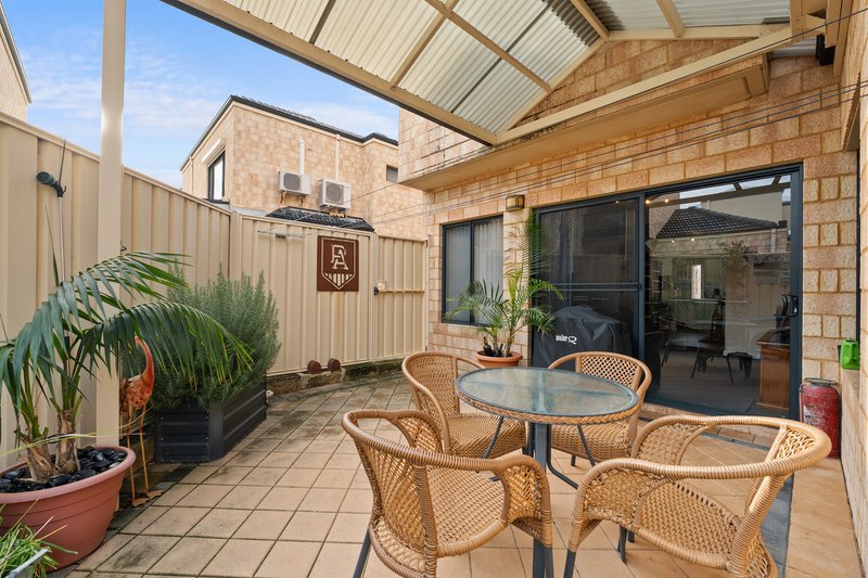 Photo - 3/7 Victoria Street, Rockingham WA 6168 - Image 25