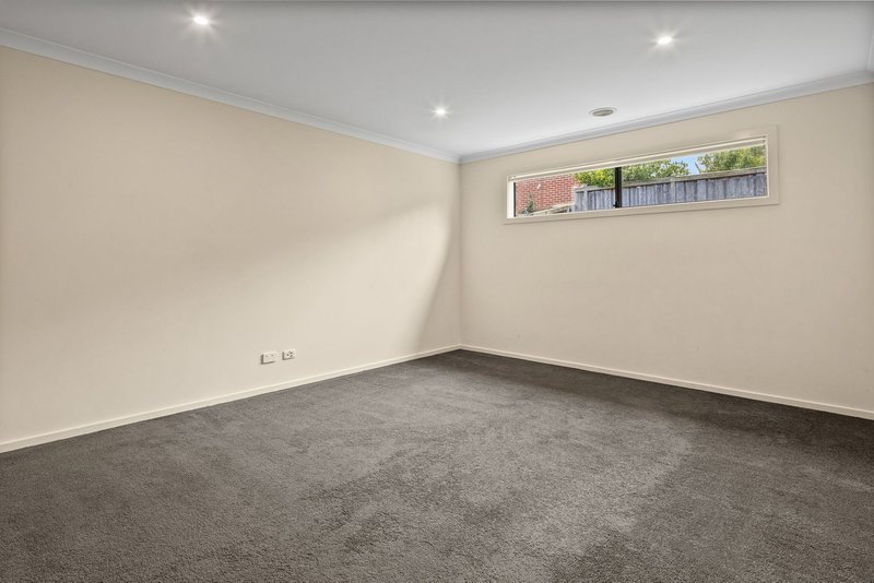 Photo - 37 Viewbright Road, Clyde North VIC 3978 - Image 8