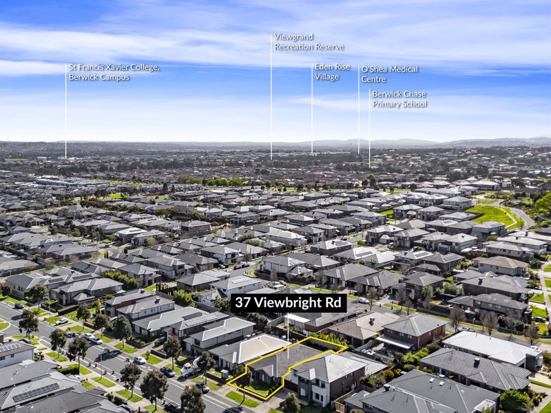Photo - 37 Viewbright Road, Clyde North VIC 3978 - Image 17