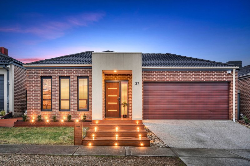 37 Viewside Crescent, Craigieburn VIC 3064