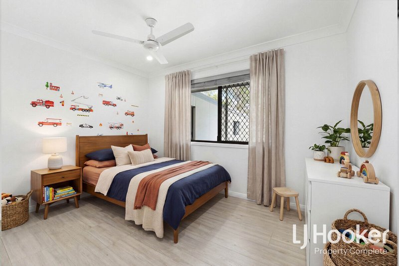 Photo - 37 Virgil Road, Park Ridge South QLD 4125 - Image 12