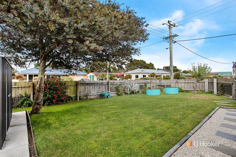 Photo - 37 Walker Street, Wynyard TAS 7325 - Image 15