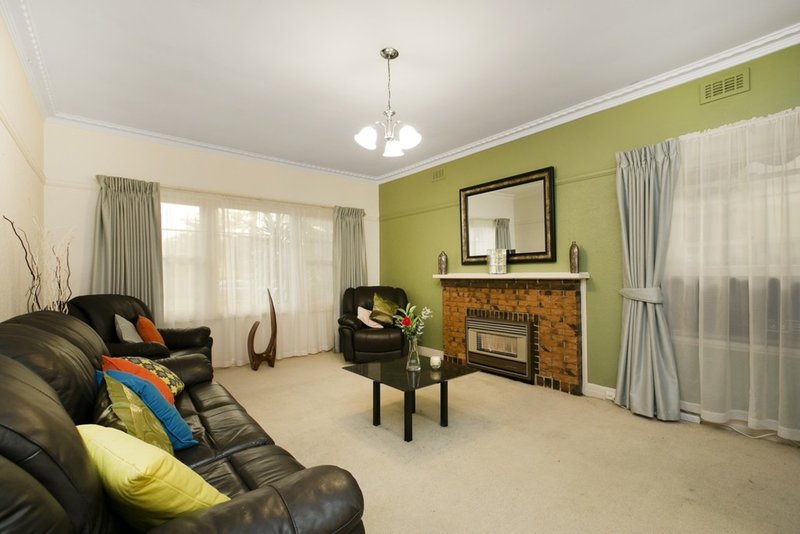 Photo - 37 Wallingford Street, Cheltenham VIC 3192 - Image 3