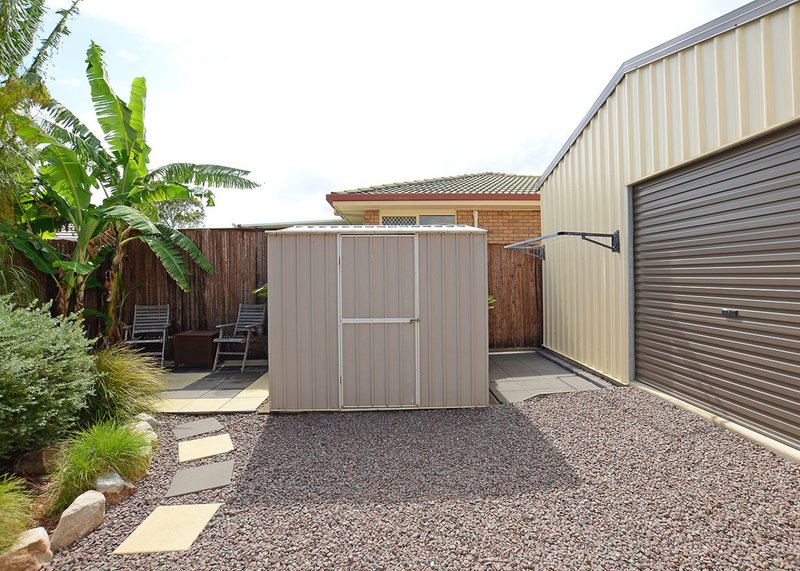 Photo - 37 Wattle Street, Point Vernon QLD 4655 - Image 22