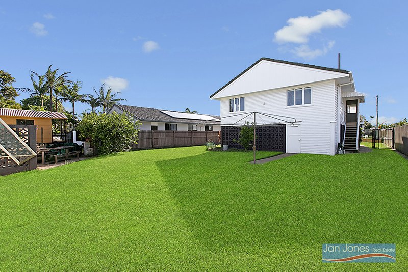 Photo - 37 Weaber Street, Clontarf QLD 4019 - Image 15