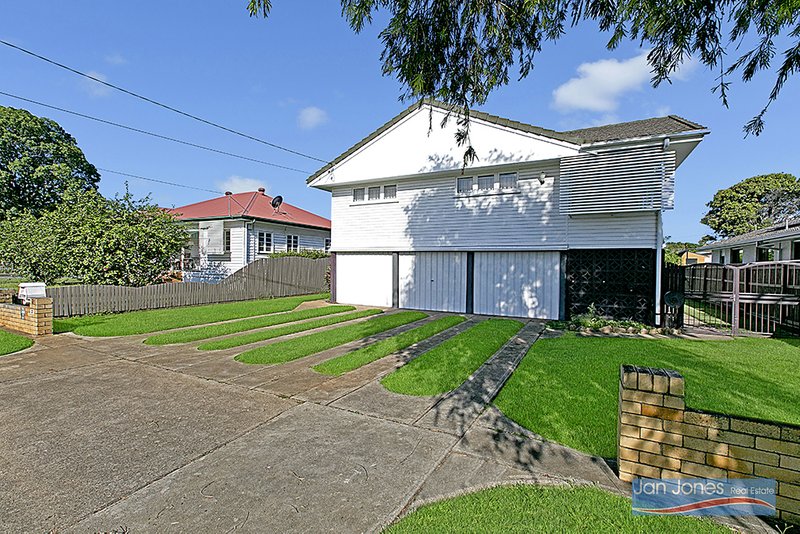 Photo - 37 Weaber Street, Clontarf QLD 4019 - Image 18