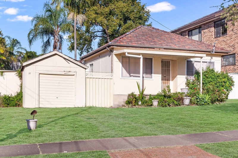 Photo - 37 Wilkins Street, Yagoona NSW 2199 - Image 2