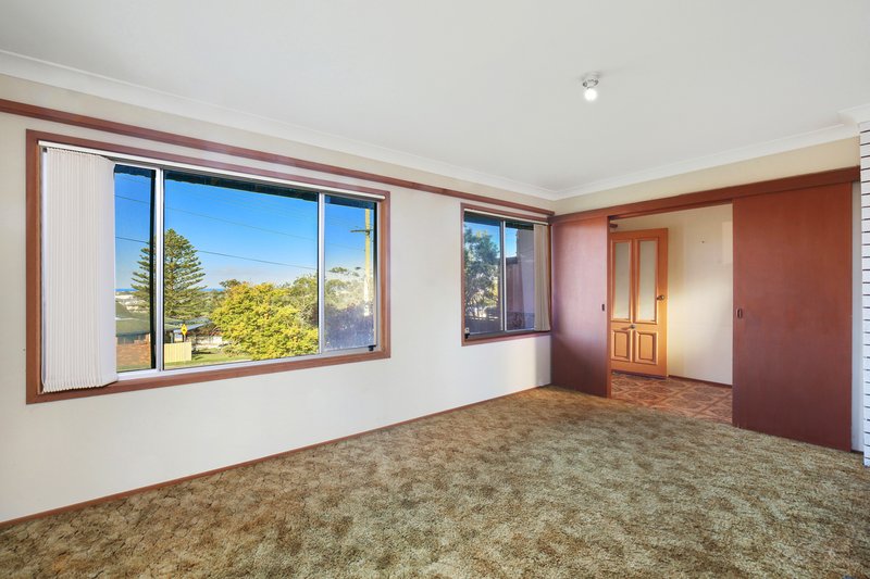 Photo - 37 Willoughby Road, Terrigal NSW 2260 - Image 8