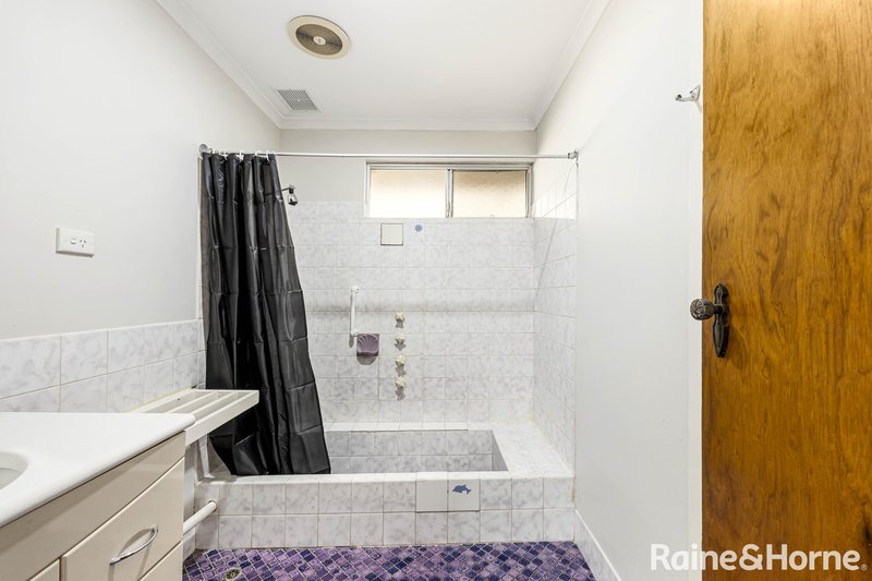 Photo - 37 Wollaston Crescent, East Bunbury WA 6230 - Image 14