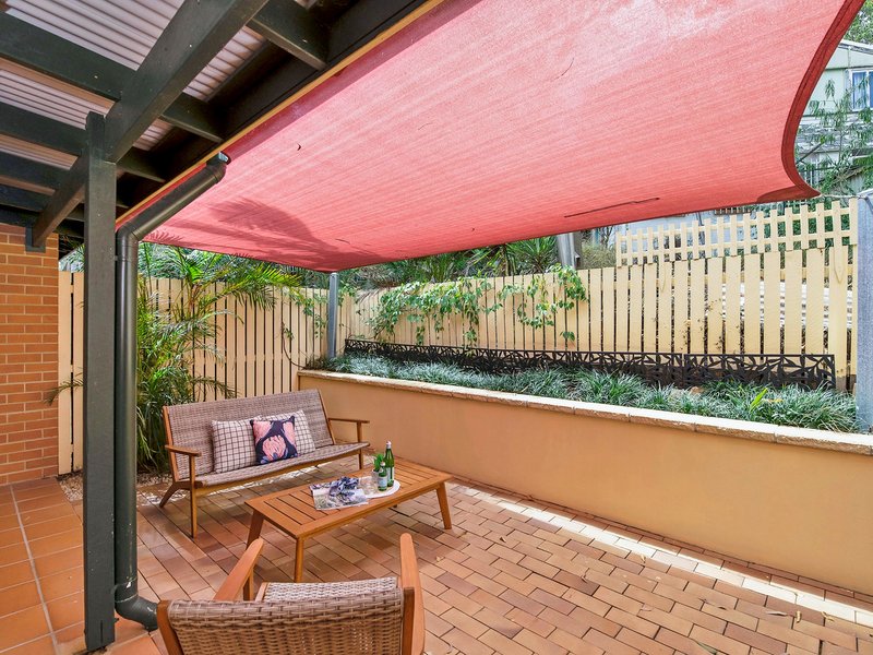 Photo - 3/7 Woodstock Avenue, Taringa QLD 4068 - Image 8