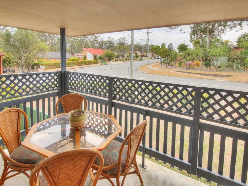 Photo - 37 Woodview Street, Browns Plains QLD 4118 - Image 9