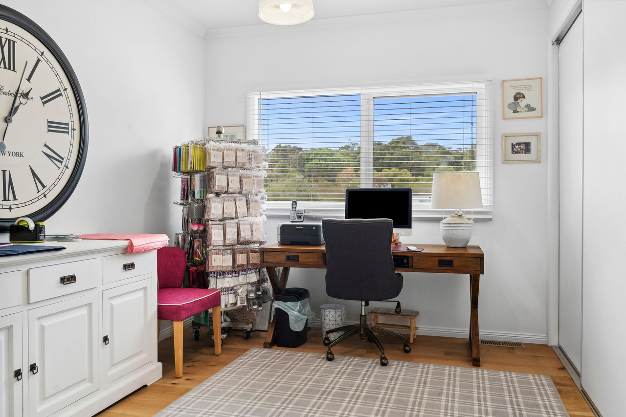 3-bedroom house at 37 Wright Street, Elphinstone, VIC 3448, Mount Alexander, Victoria