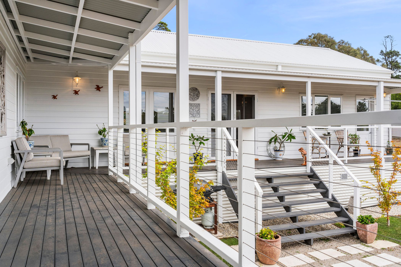 3-bedroom house at 37 Wright Street, Elphinstone, VIC 3448, Mount Alexander, Victoria