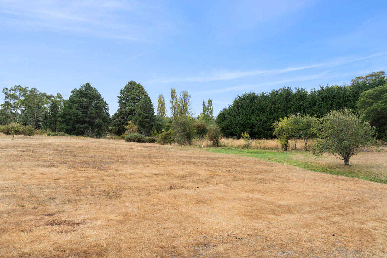 3-bedroom house at 37 Wright Street, Elphinstone, VIC 3448, Mount Alexander, Victoria