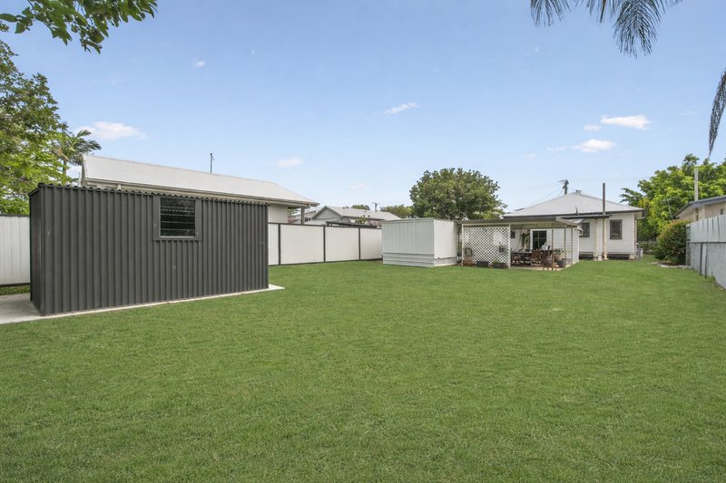 Photo - 37 Yacht Street, Clontarf QLD 4019 - Image 20
