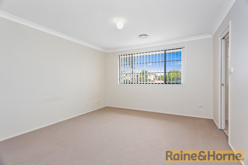 Photo - 37 Yellowgum Avenue, Rouse Hill NSW 2155 - Image 6