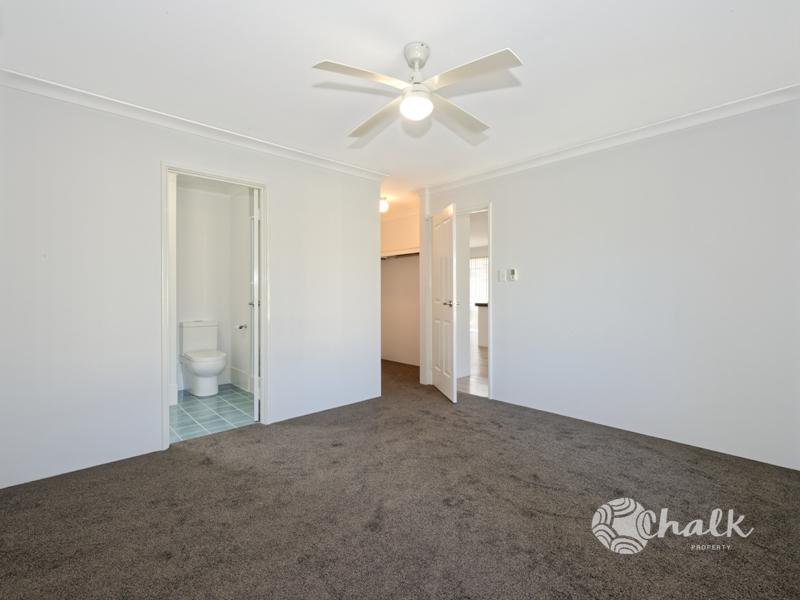 Photo - 37 Zaragoza Drive, Port Kennedy WA 6172 - Image 8