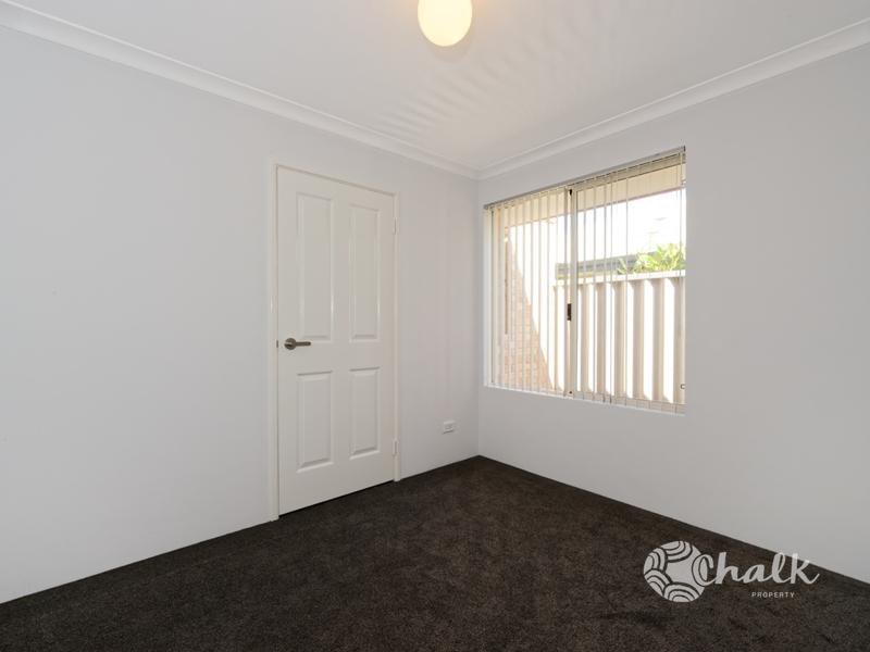 Photo - 37 Zaragoza Drive, Port Kennedy WA 6172 - Image 10
