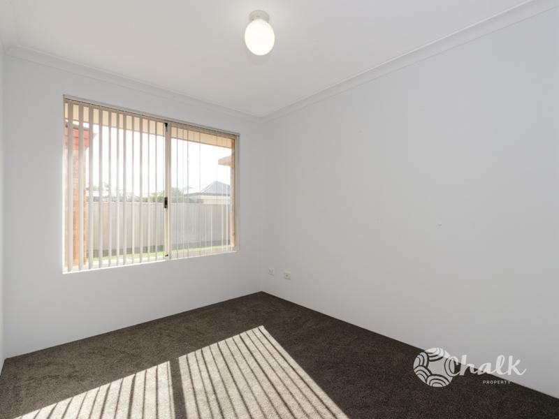 Photo - 37 Zaragoza Drive, Port Kennedy WA 6172 - Image 13