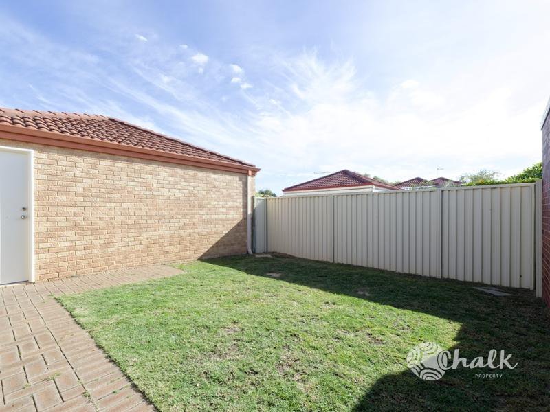 Photo - 37 Zaragoza Drive, Port Kennedy WA 6172 - Image 17