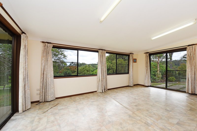 Photo - 370-372 Blackall Range Road, West Woombye QLD 4559 - Image 5