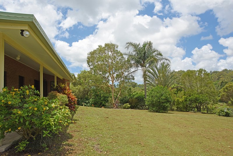 Photo - 370-372 Blackall Range Road, West Woombye QLD 4559 - Image 10
