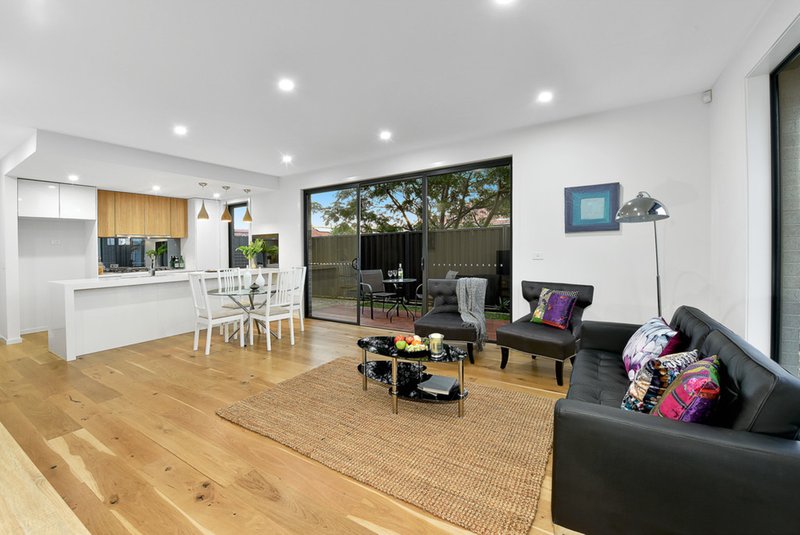 Photo - 370 Albion Street, Brunswick West VIC 3055 - Image 2