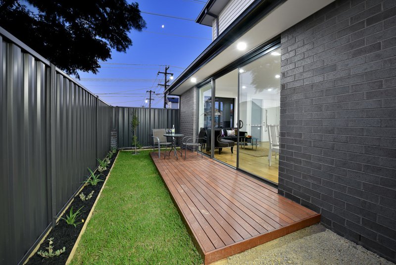 Photo - 370 Albion Street, Brunswick West VIC 3055 - Image 10