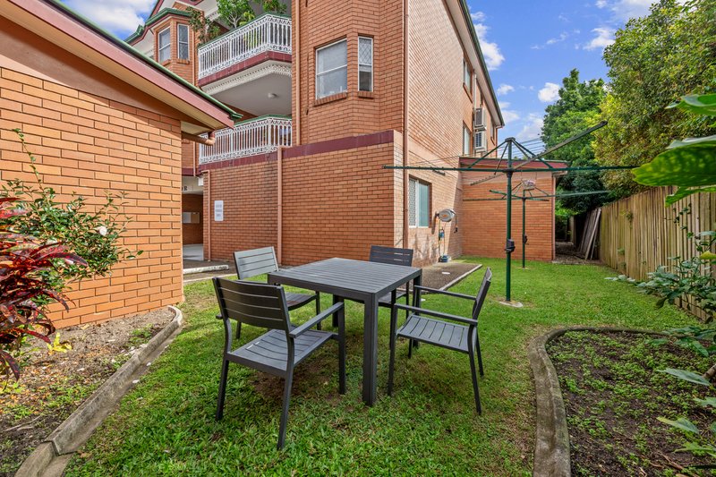 Photo - 3/70 Bonney Avenue, Clayfield QLD 4011 - Image 16
