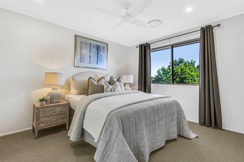 Photo - 3/70 Crest Street, Mount Gravatt East QLD 4122 - Image 7