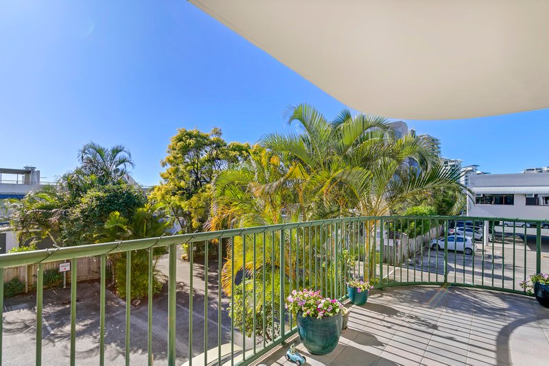 Photo - 3/70 Duporth Avenue, Maroochydore QLD 4558 - Image 6