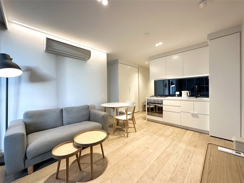 Photo - 3701/442 Elizabeth Street, Melbourne VIC 3000 - Image 4
