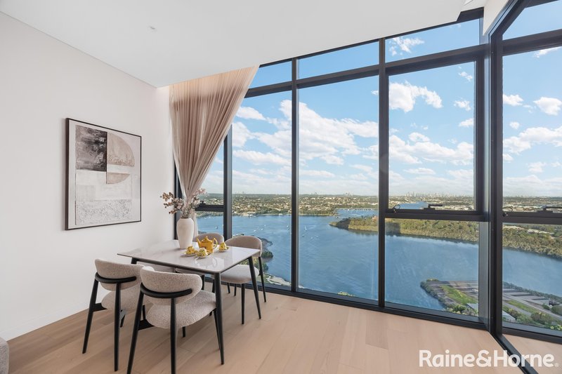 Photo - 3702/8 Walker Street, Rhodes NSW 2138 - Image 5