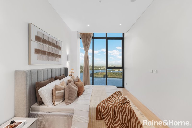 Photo - 3702/8 Walker Street, Rhodes NSW 2138 - Image 12