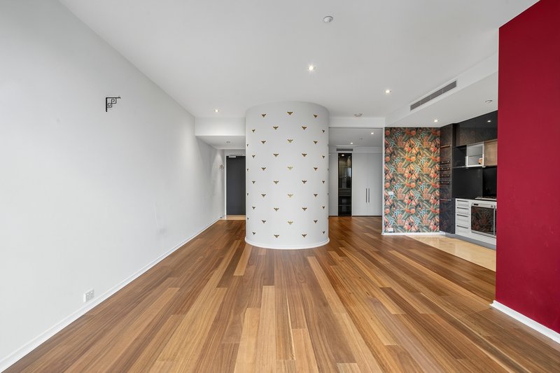 Photo - 3703/7 Riverside Quay, Southbank VIC 3006 - Image 3