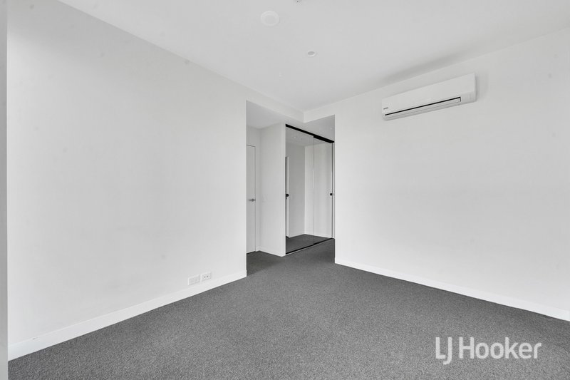 Photo - 3703/8 Pearl River Road, Docklands VIC 3008 - Image 7