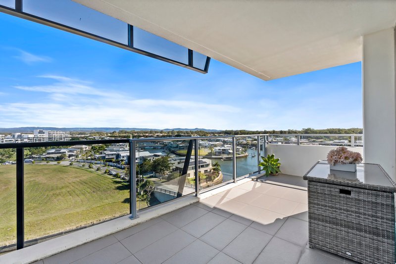 Photo - 3704/25 East Quay Drive, Biggera Waters QLD 4216 - Image 2