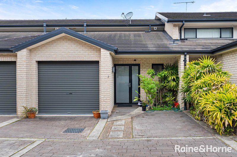 Photo - 3/71-73 Donnison Street West , Gosford NSW 2250 - Image 2