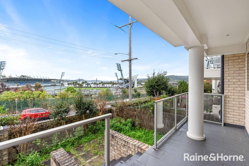 Photo - 3/71-73 Donnison Street West , Gosford NSW 2250 - Image 11