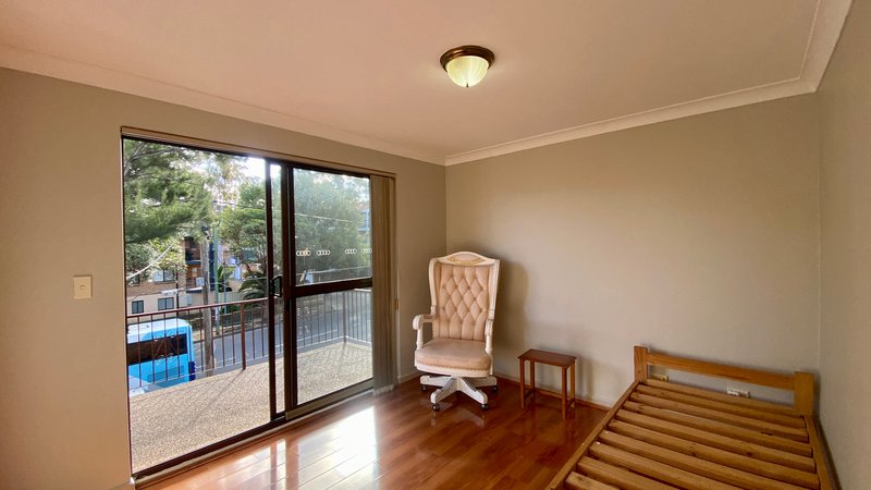 Photo - 3/71-75 Meredith Street, Bankstown NSW 2200 - Image 12