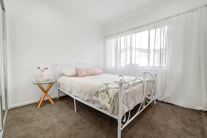 Photo - 37/1 Lyra Avenue, Hope Island QLD 4212 - Image 12