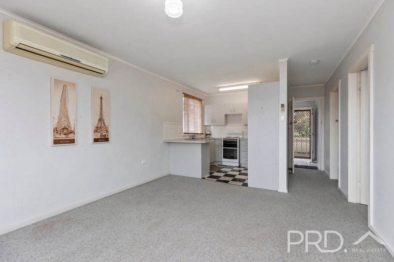 Photo - 3/71 Simpson Street, Tumut NSW 2720 - Image 2