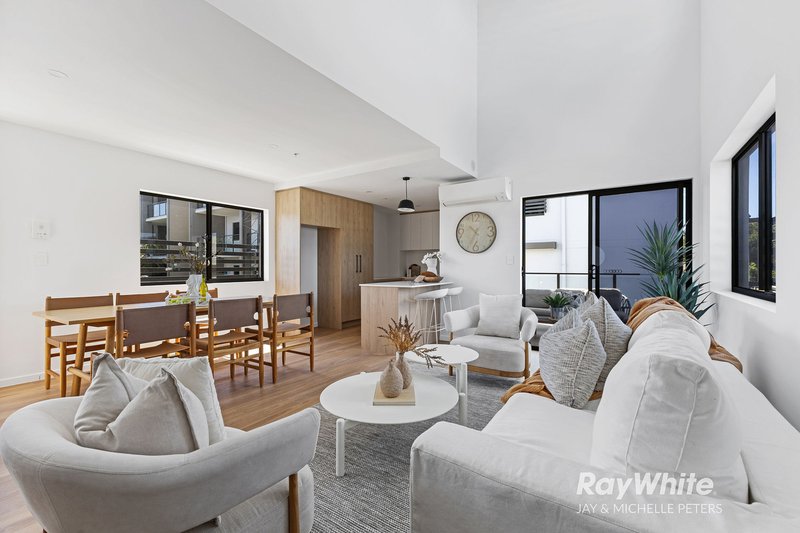Photo - 37/10 Rock Street, Scarborough QLD 4020 - Image 1