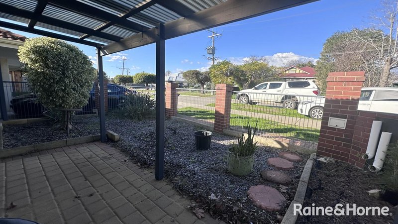 Photo - 37/11 Elvire Street, Viveash WA 6056 - Image 4
