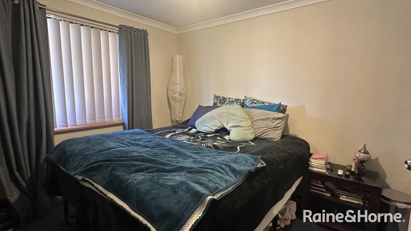 Photo - 37/11 Elvire Street, Viveash WA 6056 - Image 10