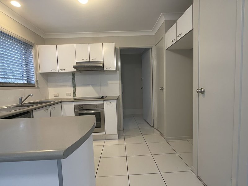 Photo - 37/113 Castle Hill Drive, Murrumba Downs QLD 4503 - Image 7