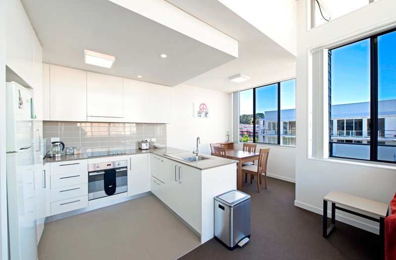 Photo - 37/116 Easty Street, Phillip ACT 2606 - Image 3