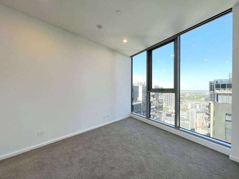 Photo - 3713/81 City Road, Southbank VIC 3006 - Image 5